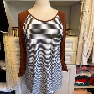 NWT great detail long sleeve top